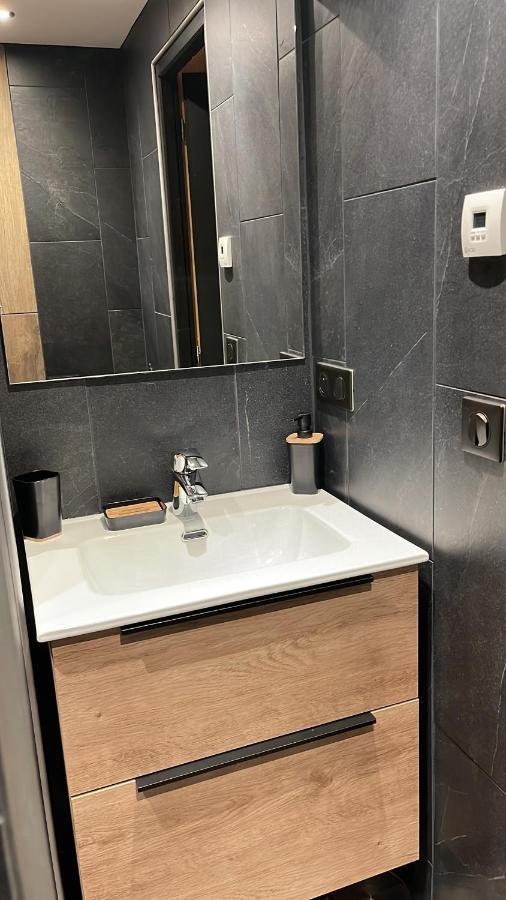 Appartement F2 aux Glières Bourg-Saint-Maurice Extérieur photo